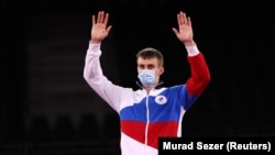 27-річний Владислав Ларін (на фото) та 25-річний Максим Храмцов представляють Центральний спортивний клуб армії