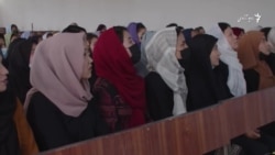 دانشجویان مرکز آموزشی کاج عزم خود را برای درس خواندن از دست نداده اند
