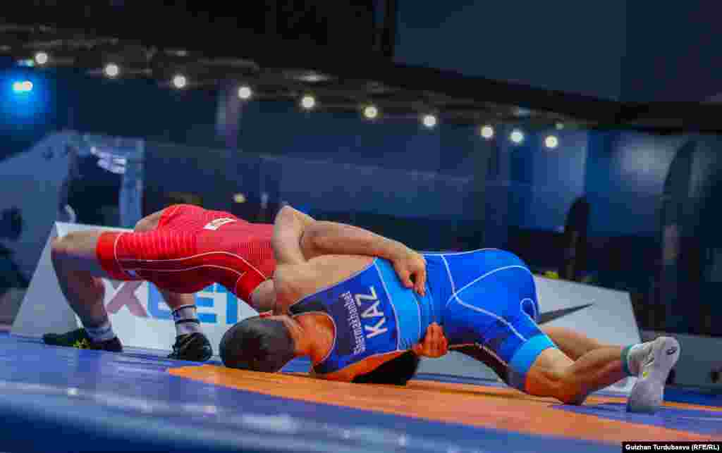 Үч күнгө созулган мелдеште жалпы 36 жолдомо ойнотулду. Ар бир күрөш түрүнөн төмөндөгү салмактарда финалга чыккан экиден спортчуга жолдомо ыйгарылды: эркин күрөштөн 57, 65, 74, 86, 97 жана 125 кг, грек-рим күрөшүнөн 60, 67, 77, 87, 97 жана 130 кг жана кыз-келиндер күрөшүнөн 50, 53, 57, 62, 68 жана 76 кг.