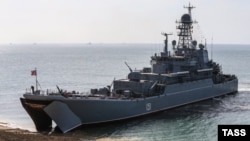 У ніч на 26 грудня командувач Повітряних сил Збройних сил України генерал-лейтенант Микола Олещук заявив, що українські сили знищили російський великий десантний корабель «Новочеркаськ» під час удару в окупованому Криму