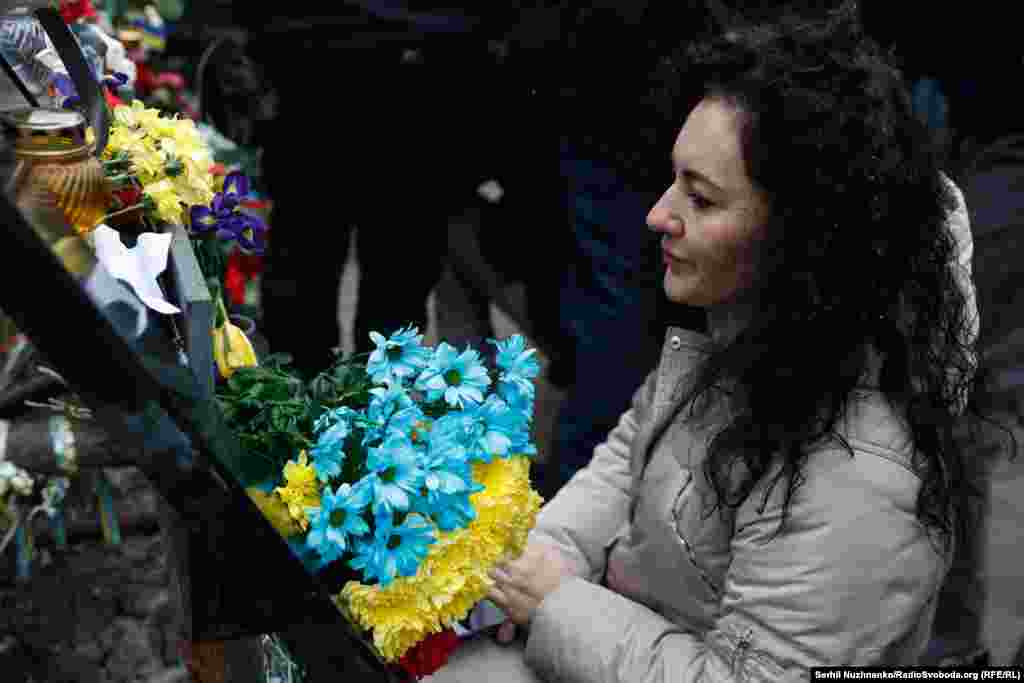 Бюро називає одним із важливих досягнень завершення та передачу до суду справи проти тодішнього керівництва держави, в тому числі колишнього президента Віктора Януковича та керівників органів безпеки. За даними ДБР, їх обвинувачують у організації вбивств 67 людей та завдання тілесних ушкоджень ще 887 учасникам протестів із 18 по 20 лютого 2014 року