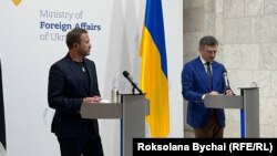 Міністри закордонних справ України Дмитро Кулеба (п) та Естонії Маргус Цахкна, Київ, 3 червня 2024 року