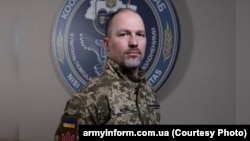 За словами Петра Яценка, у  координаційному штабі сподіваються, що міжнародний тиск допоможе у цій ситуації