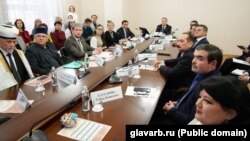 Радий Хәбиров белән очрашуда татар оешмалары вәкилләре, 27 февраль 2024