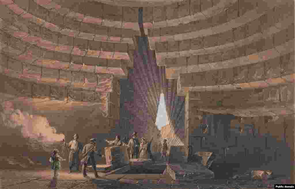 Kerç şäheriniň golaýyndaky &quot;Mitridatyň mazary&quot; diýilýän patyşa gorgany Bu ýer biziň eramyzdan öň 438-109-njy ýyllarda Bospor patyşalygyny dolandyran Spartokiýa hökümdarlarynyň biriniň mazary bolandyr diýip çaklanýar. Ol mazar gadym eýýämde talanypdyr. &nbsp;