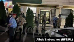 Талапкер Дамира Ниязалиеванын штабын тинтүү учуру. 29-майдан 30-майга караган түн.