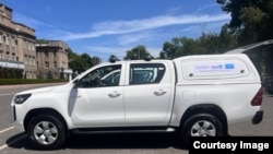 Вакцинаны ташуу үчүн Кыргызстанга берилген унаа. 1-июнь 2024. Бишкек.