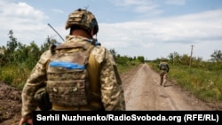 Ілюстраційне фото. Українські військові Запорізької окремої бригади територіальної оборони у звільненому селі Новодарівка, Запорізька область, 2 липня 2023 року