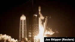 За даними агентства, близько десятка прототипів вже запускали на орбіту з 2020 року на ракетах Falcon 9 від SpaceX