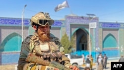 رخی از زنان ولایت‌های دیگر نیز مدعی هستند که در تلاش برای ورود به روضهٔ شریف ناکام مانده‌اند.