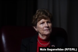 Сенаторка-демократка Джин Шагін