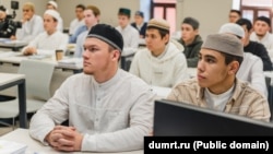 Мәдрәсә шәкертләре