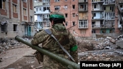 Бахмуттагы украин аскери, 15-март, 2023-жыл.