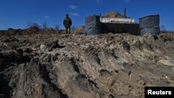 Ілюстраційне фото. Командир інженерно-саперної роти на місці зведення укріплень на Запоріжжі, березень 2024 року