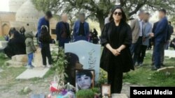 ایرانی ها بر مزار عزیزان شان 