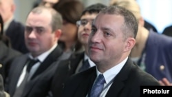 Վահան Քերոբյանը էկոնոմիկայի նախարարի պաշտոնում, արխիվ