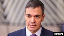 «Це історичне рішення, яке має лише одну мету – допомогти ізраїльтянам і палестинцям досягти миру», – наголосив іспанський прем’єр-міністр Педро Санчес