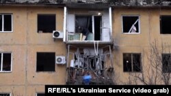 Поранені подружня пара віком 24 й 27 років та їхня 4-річна донька. Також постраждали 30-річна матір з 3-річною дівчинкою