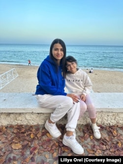 Дружина військового Володимира Орла з дочкою