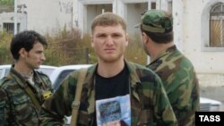 Соьлжа-ГIала, президентан харжамашна кечлуш. 2003 шо, гIадужу-беттан 4-гIа