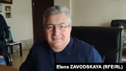 Леван Микаа