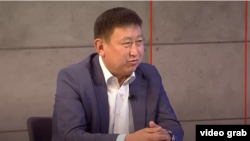 Акылбек Түмөнбаев.