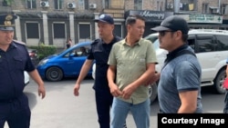 Улукбек Карыбек уулунун Фейсбуктагы баракчасына жарыяланган сүрөт.