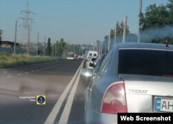 Традиційний ранковий затор у Маріуполі. Фото з телеграм-каналу Андрющенко Time