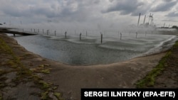 Системи охолодження Запорізької АЕС в Енергодарі, південний схід України, 15 червня 2023 року