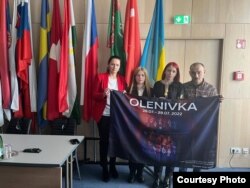 Дружина військовополоненого Марія Алєксєєвич після відвідування Офісу ОБСЄ, лютий 2024 року