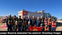 Ооганстандын элине гуманитардык жардам жетикрүү учуру.