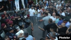 Հունիսի 12-ին ընդդիմության հանրահավաքը Բաղրամյան պողոտայում