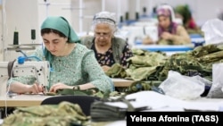 Грозныйдагы аскердик униформа тигүүчү цех