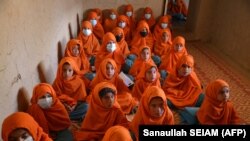 عکس از آرشیف