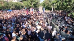 Իշխանությունը մեղադրում է Բագրատ սրբազանին՝ պաշտոնյաների նկատմամբ մահափորձ կազմակերպելու համար, սրբազանն ապացույցներ է պահանջում 