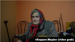 Під час обстрілу схопила ікону і вибігла з хати, розповіла жінка, березень 2024 року Скрин з відео «Кордон.Медіа»