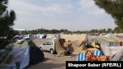 ولایت هرات٬ جای که مردم در این اواخر زیستن در زیر خیمه ها را برای مصئون ماندن از زلزله ها٬ بیشتر تجربه می کنند 