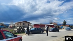 Bulgarian police at the scene of an alleged bombing incident targeting Prosecutor-General Ivan Geshev in the Samokov area on May 1.