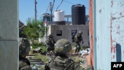 نیرو های اسرائیلی در بخشی از شهر رفح 