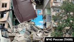 Բելգորոդի շրջանի Շեբեկինո քաղաքի շենքը հրետակոծությունից հետո, 14-ը հունիսի, 2024թ․