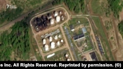 Вилояти Смоленск, Русия. Анбори нафти "Роснефт" пас аз ҳамлаи ҳавопаймоҳои бесарнишини Украина. Моҳи апрели 2025