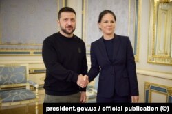 Владимир Зеленский и Анналена Бербок в Киеве, 21 мая 2024 года