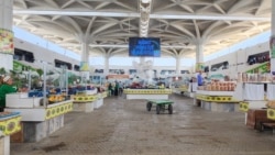 Diňle: Türkmenabatly telekeçiler barlagçylaryň 'paç' talap etmeginden nägile