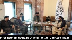 دیدار هیئت پاکستانی با ملا عبدالغنی برادر معاون رئیس الوزرای حکومت طالبان در کابل