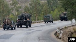 کاروان نیرو های اردوی پاکستان در یکی از مناطق نزدیک به مرز افغانستان 