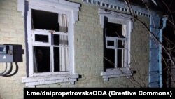 Російські війська щодня обстрілюють з різних видів озброєння регіони України