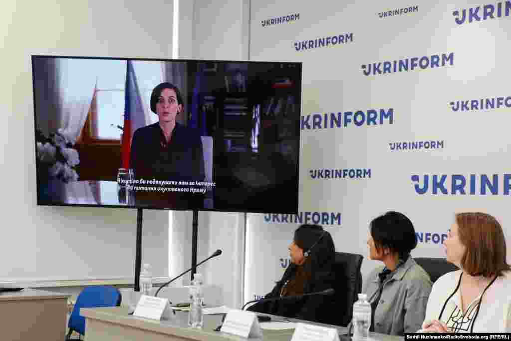 Спікерка Палати представників парламенту Чехії&nbsp;Маркета Пекарова Адамова звертається по відозв&#39;язку до учасників обговорення у Києві шляхів порятунку кримських журналістів, яких незаконно ув&#39;язнила Росія. Київ, Україна. 5 жовтня 2023 року