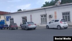 Жалал-Абад шаардык Михаил Глинка атындагы балдар музыкалык мектебинин эски имараты.