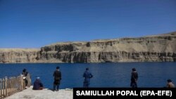 بند امیر یکی از جاذبه های توریستی افغانستان که در ولایت بامیان موقعیت دارد