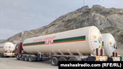 رئیس عمومی گمرکات ولایت خراسان جنوبی ایران گفت ارزش اموال ترانزیت شده از طریق این گمرکات به افغانستان به بیش از ۶۷۱ ملیون دالر می رسد.